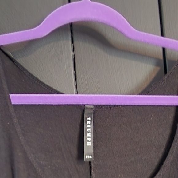 Real Mermaids Smoke Seaweed 🧜♀️ Loose, Super Soft Tank Top, EUC - Picture 4 of 4